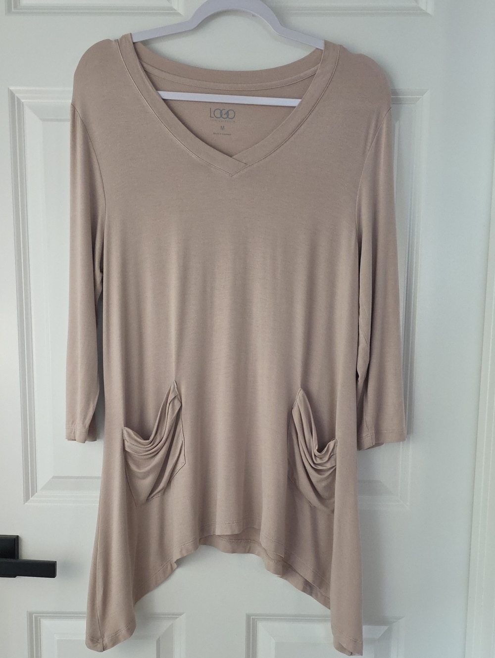 LOGO by Lori Goldstein Women's Taupe V-Neck Long Sleeve Tunic with Pockets